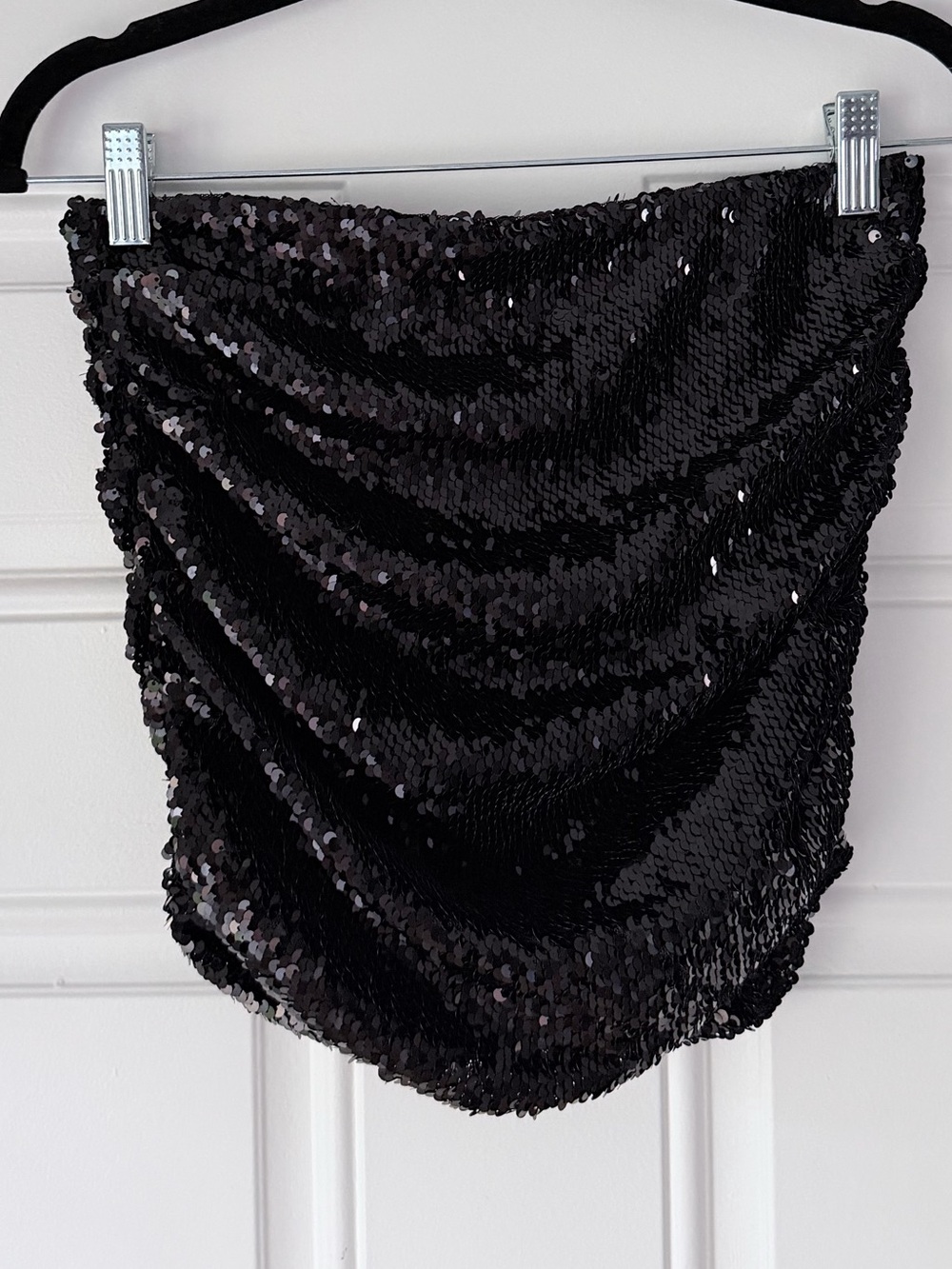 KHY BY KYLIE JENNER size s black strapless ruched sequin top